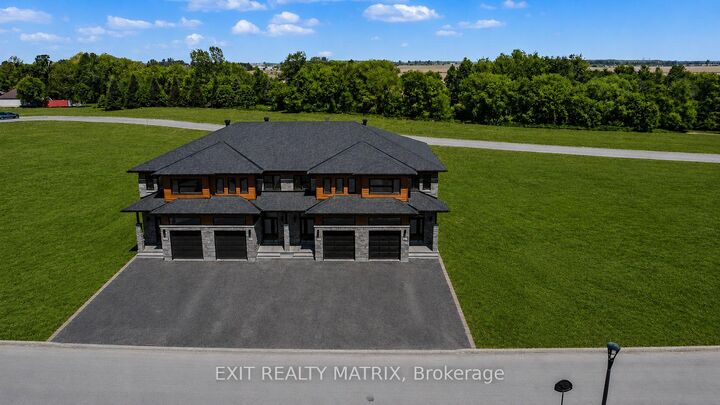 Property Photo: 535 Regina Street ON K0A 1W0