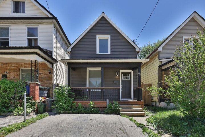 88 Chestnut Avenue — photo 1