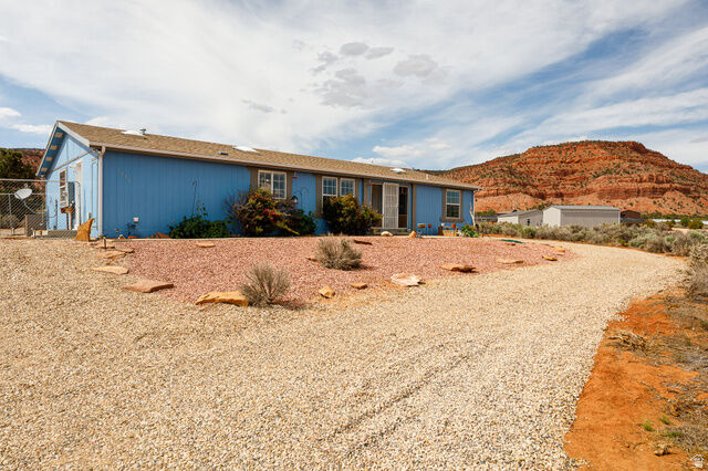Property Photo:  1055 S Red Hills Ave  UT 84741 