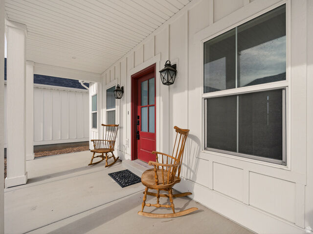 Property Photo:  1257 N 1350 E  UT 84664 