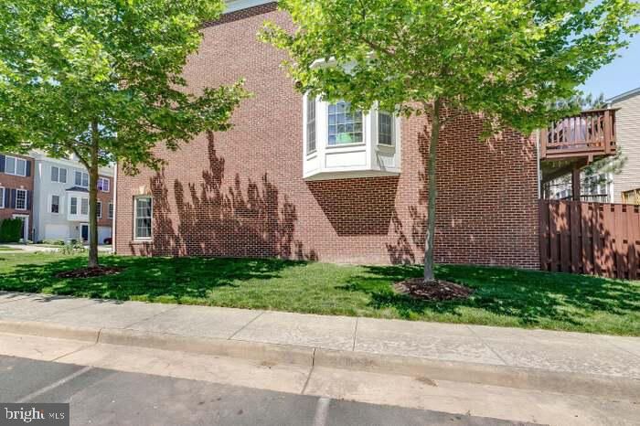 Property Photo:  2404 Terra Cotta Circle  VA 20171 