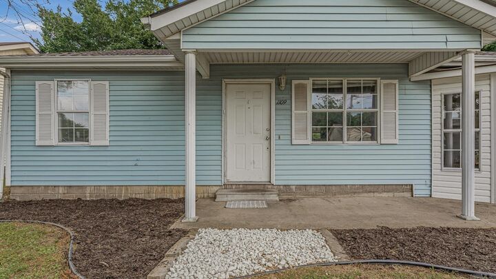 Property Photo:  1109 N 29th  AR 72450 