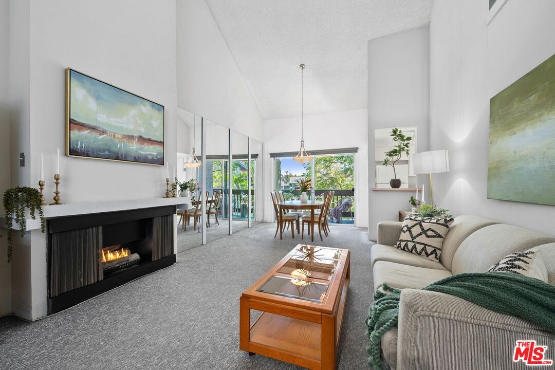 Property Photo: 9312 Summertime Ln CA 90230