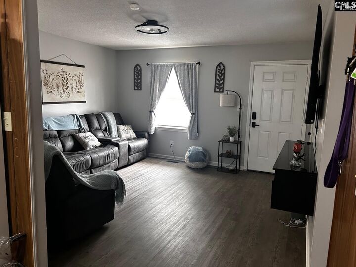 Property Photo:  509 S Lee  SC 29210 