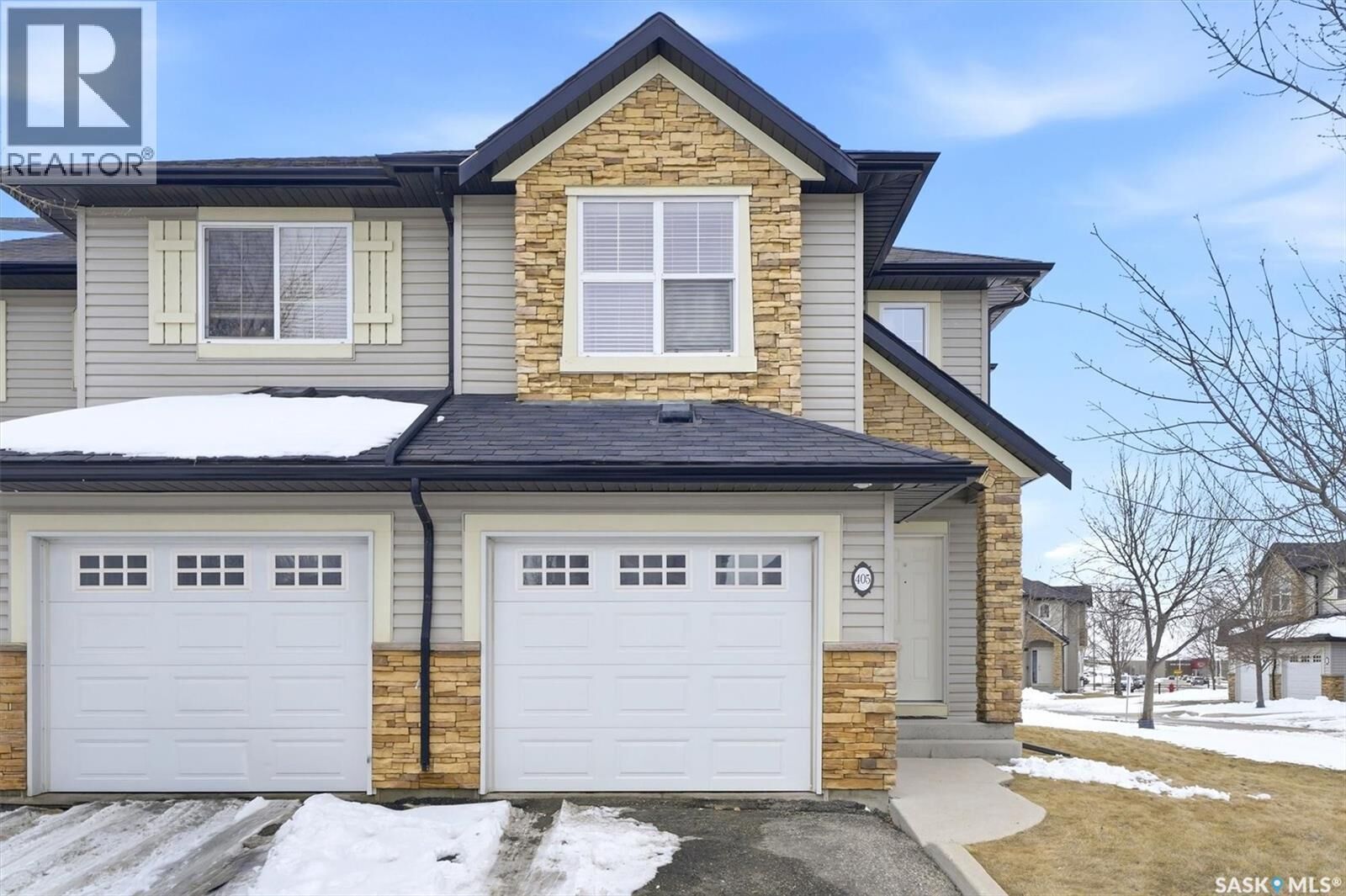 Property Photo:  405 615 Lynd Crescent  SK S7T 0G8 