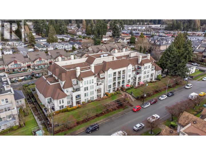 Property Photo:  1655 Grant Avenue 301  BC V3B 7V1 