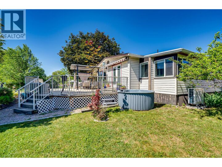 Property Photo: 2727 Lakeshore Road 106 BC V1H 1X5