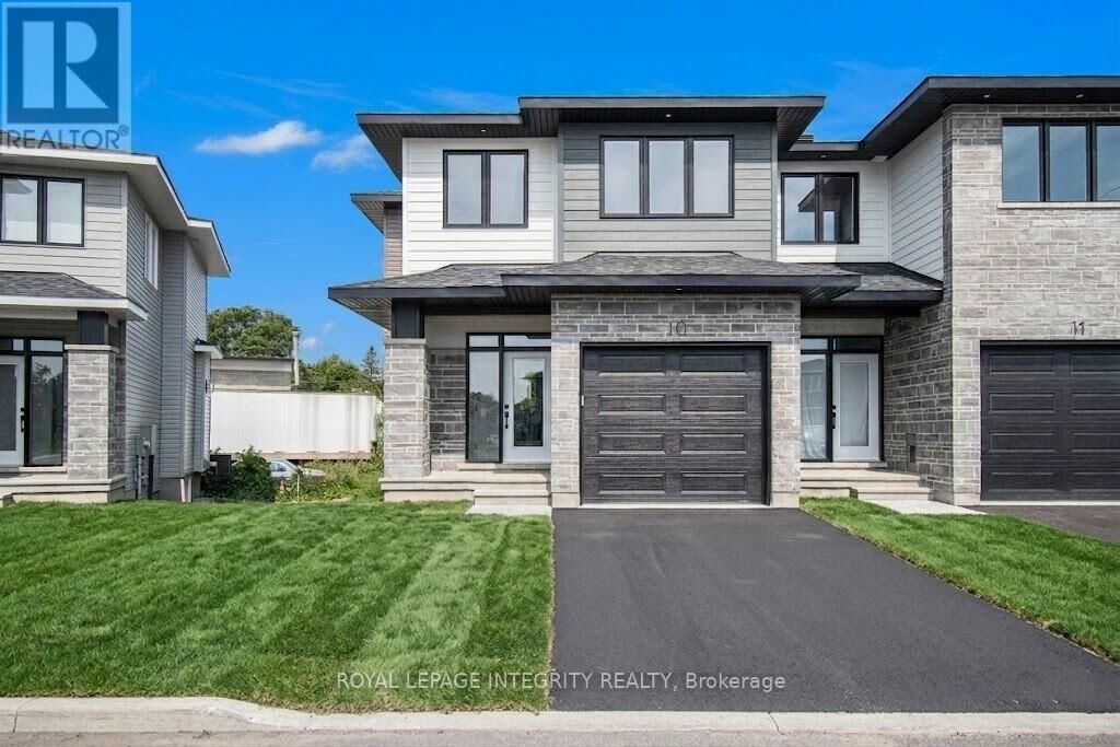 Property Photo:  10 Morral Court  ON K7S 0J4 
