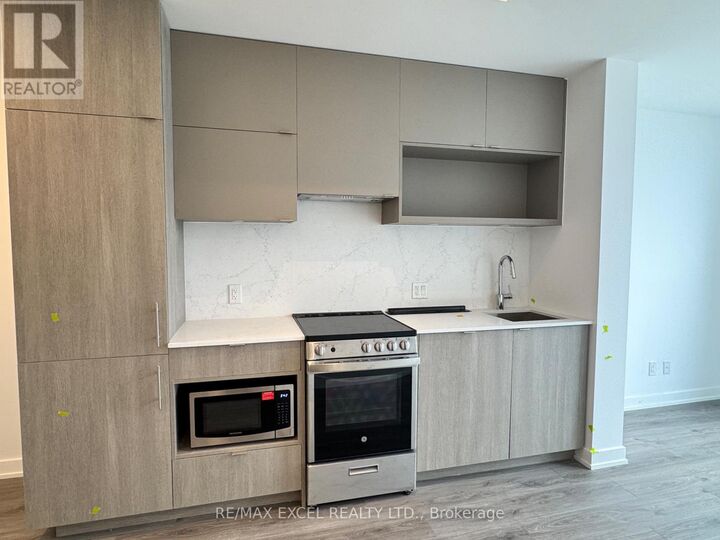 Property Photo:  100 Queen Street East 3512  ON M5C 0B5 