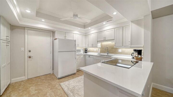 Property Photo: 2301 Gulf Of Mexico Drive 11N FL 34228