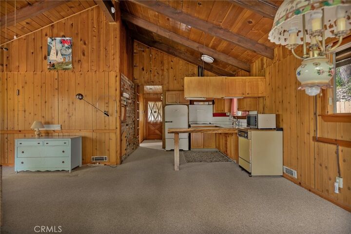 Property Photo:  30962 Old City Creek  CA 92382 
