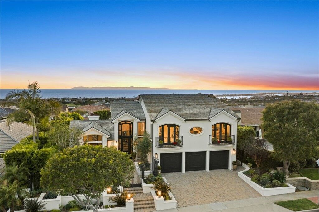 Property Photo:  1509 Sandcastle Drive  CA 92625 