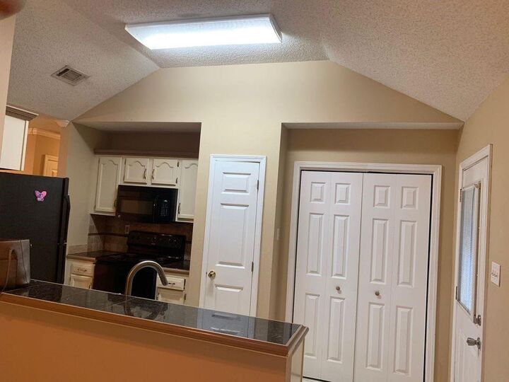 Property Photo:  205 2nd Street  LA 70452 