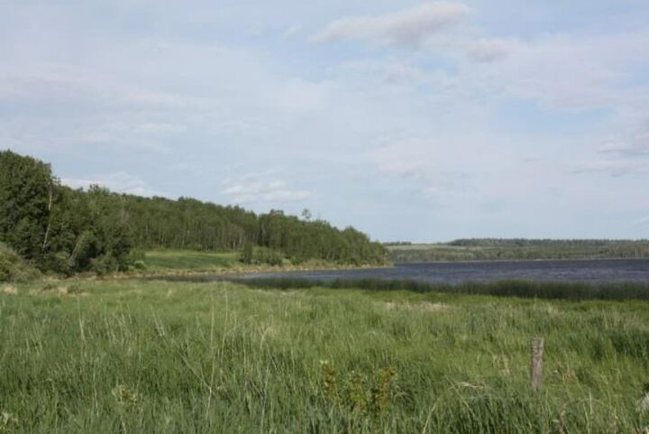 Property Photo:  3 Islandview Road  AB T0A 2C1 
