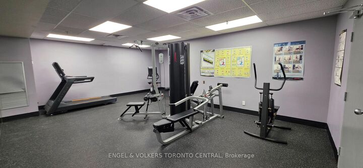 15 Sewells Road 606 — photo 1