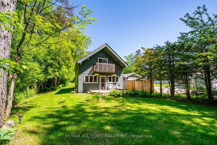 Property Photo: 5146 Cherry Street ON L4A 3X8