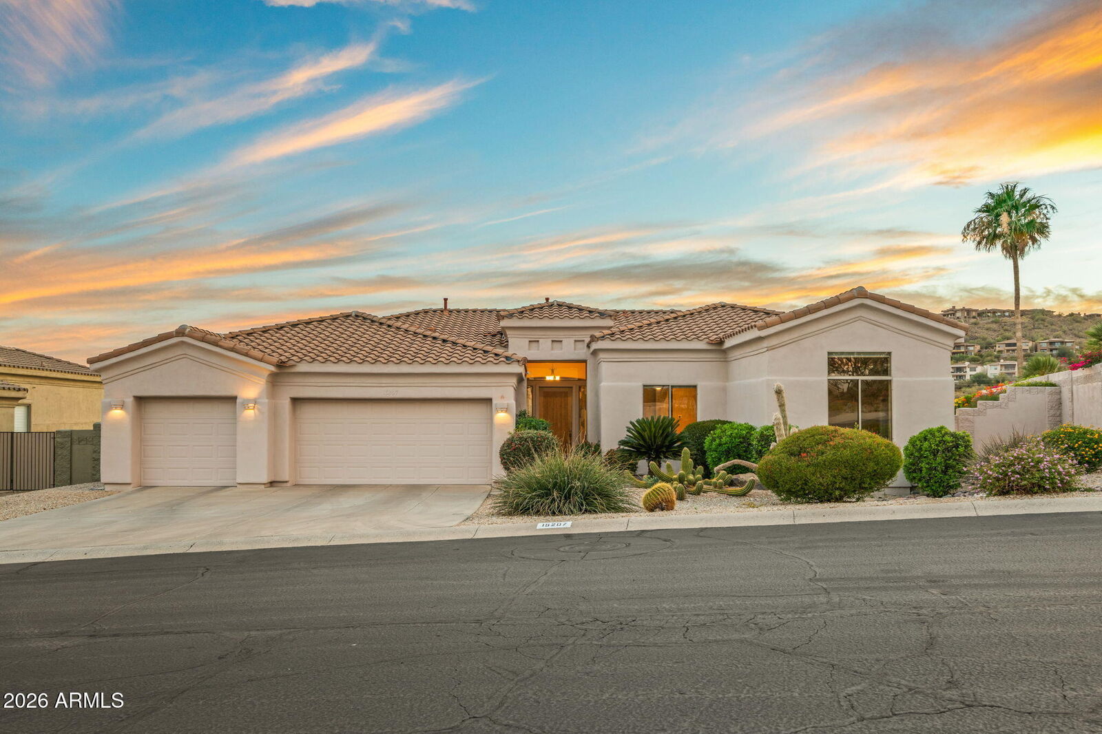 Property Photo: 15207 E Redrock Drive AZ 85268