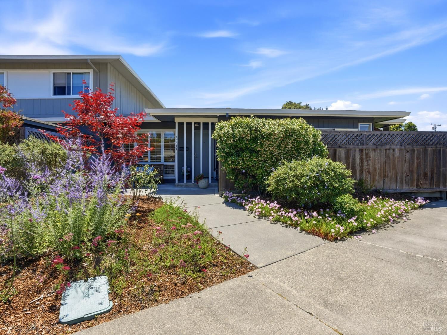Property Photo:  1004 B Los Gamos Road  CA 94903 