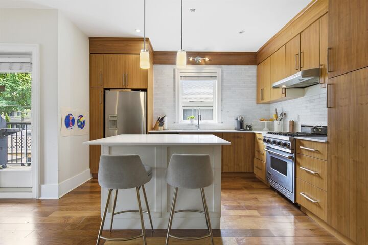 Property Photo: 2436 W 8th Avenue BC V6K 2B1