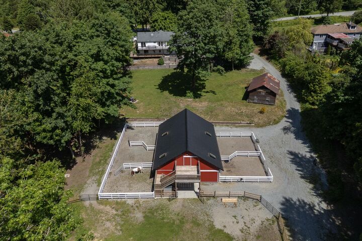 Property Photo: 27454 110 Avenue BC V2W 1P5