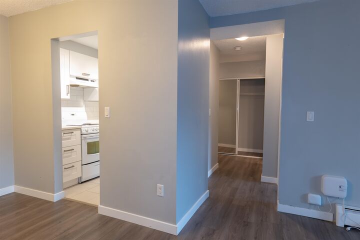 Property Photo:  1060 King Albert Apartments 108  BC V3J 1X5 