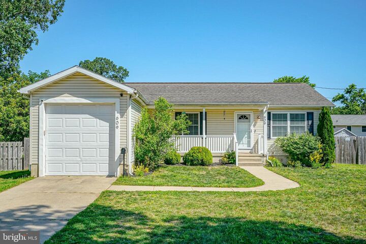 Property Photo:  609 10th Street  NJ 08063 