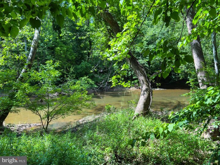 Property Photo:  29 Bluff Trail  WV 25420 