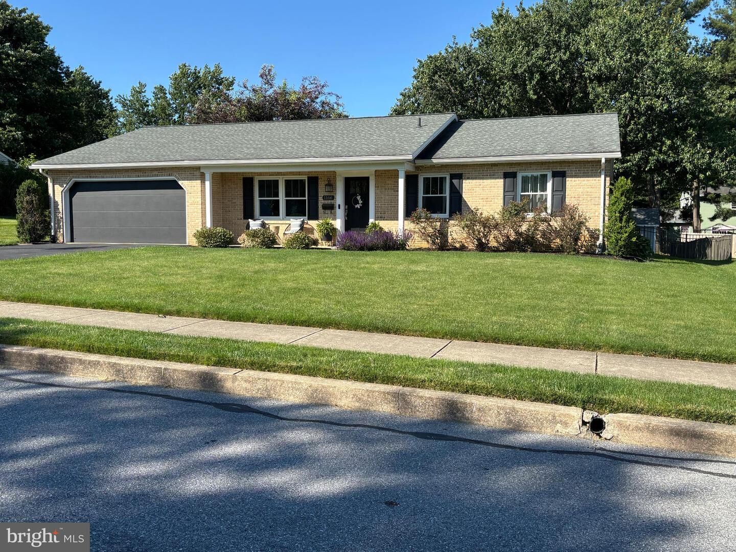 Property Photo:  1166 Marilyn Avenue  PA 17522 