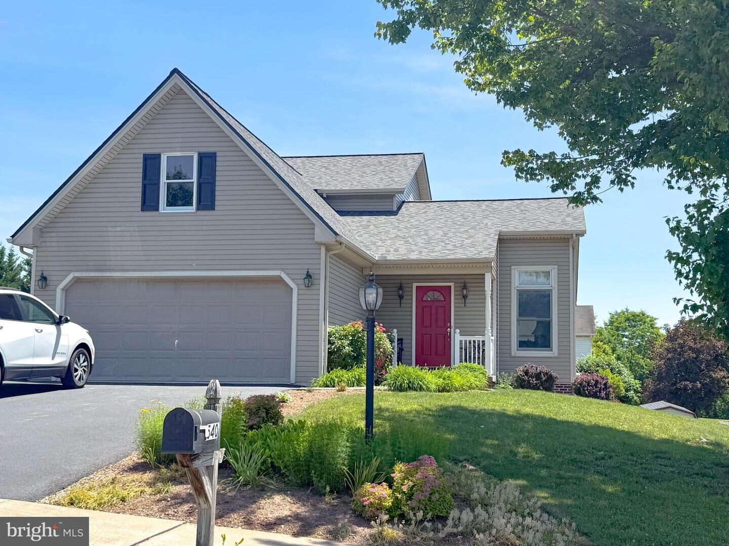 Property Photo:  540 S Colony Drive  PA 17057 