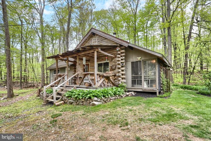Property Photo:  1575 Pine Grove Road  PA 19507 