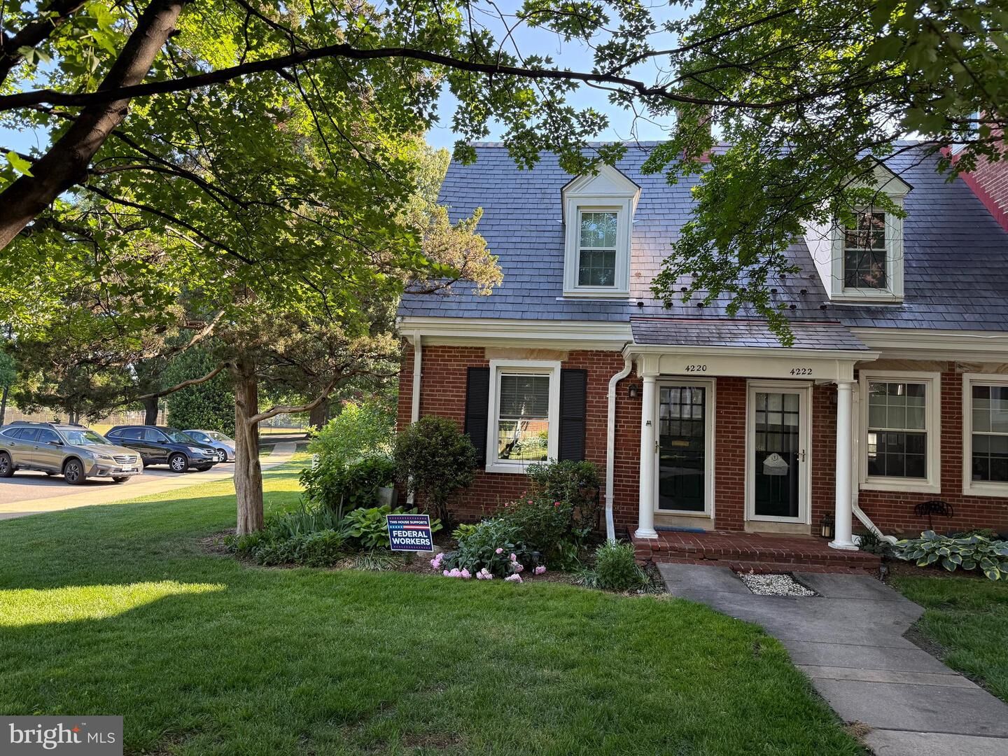 Property Photo:  4220 32nd Street S  VA 22206 