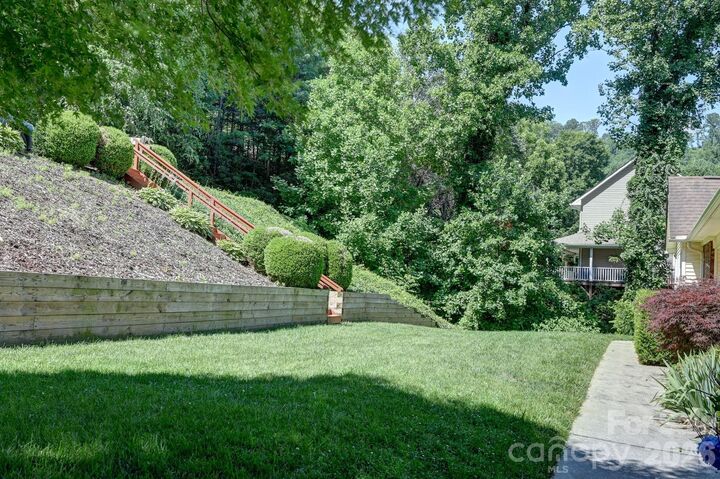 Property Photo:  31 Surrey Run  NC 28803 