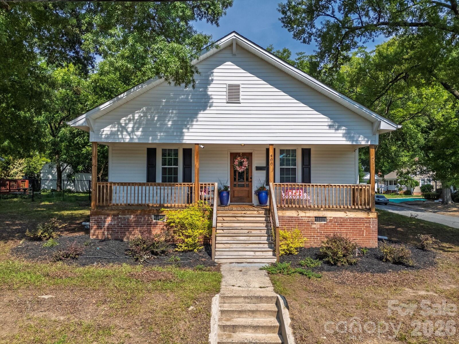 Property Photo:  400 S Rose Avenue  NC 28083 