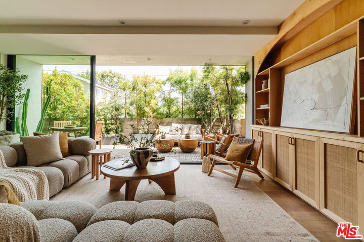 Property Photo: 3214 Highland Ave CA 90405