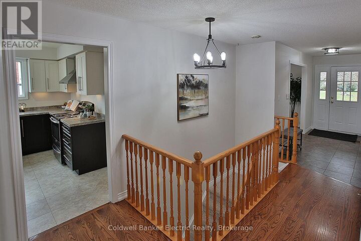 Photo de la propriété: 1830 Stratton Avenue ON K9K 2E6