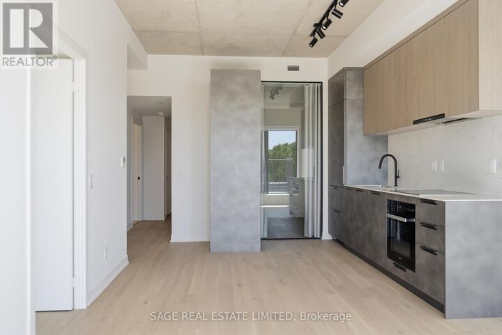 Property Photo:  761 Queen Street East 504  ON M4M 1H3 