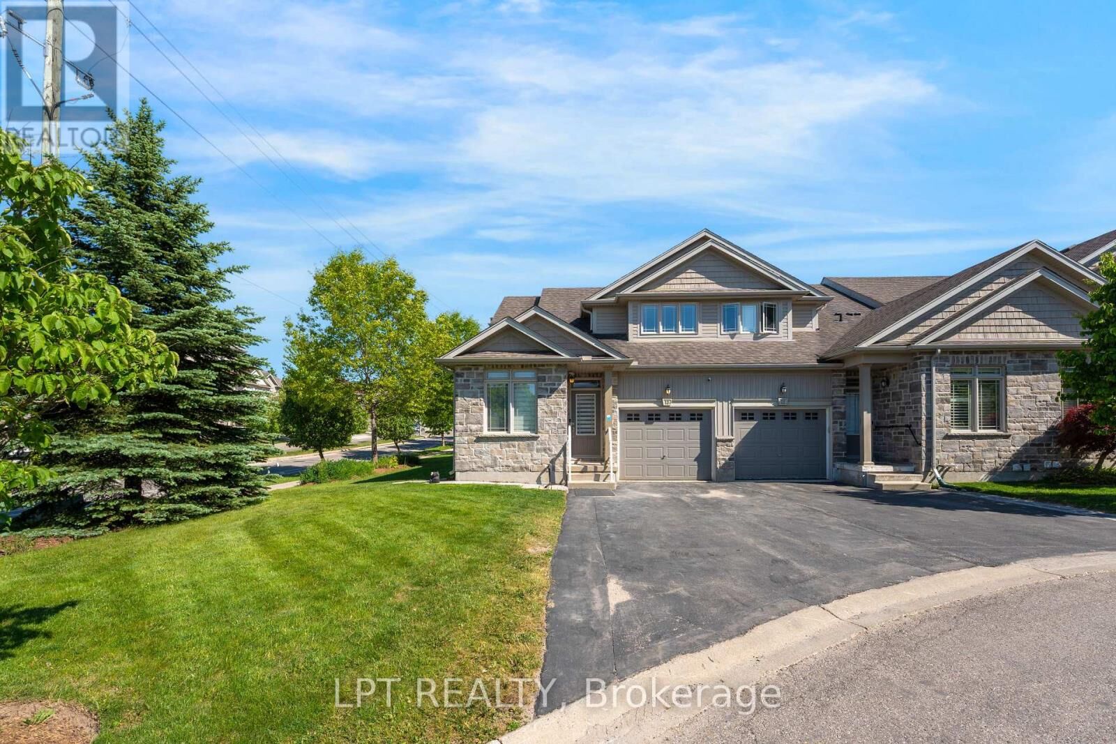 Photo de la propriété:  795 Laurelwood Drive 13  ON N2V 0A3 