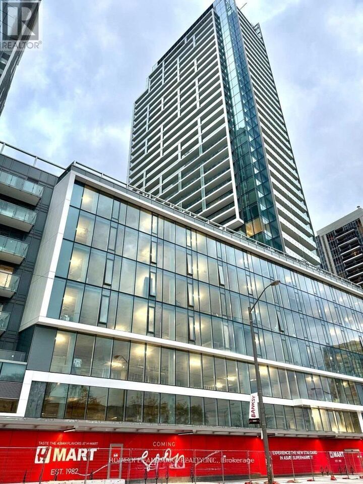 Property Photo:  8 Olympic Garden Drive S309  ON M2M 0B9 