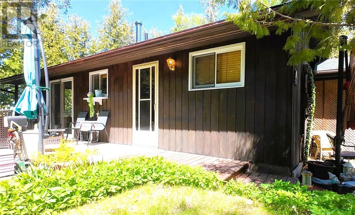Property Photo:  214 Tamarack Lane  ON P0P 1K0 