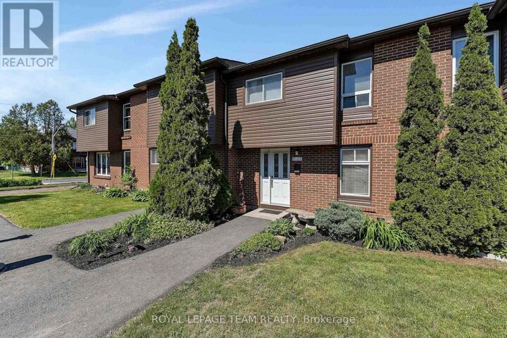 Property Photo:  3105 Stockton Drive 25  ON K1T 1S2 