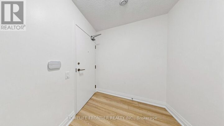 Property Photo:  19 Singer Court 321  ON M3K 0B2 