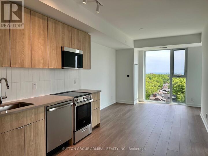 Property Photo:  1660 Bloor Street 1110  ON M6P 1B1 