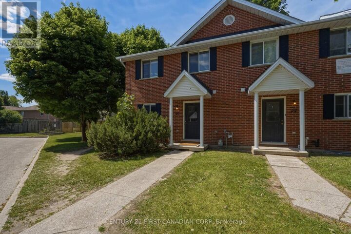 Property Photo:  190 Fleming Drive 25  ON N5V 5B8 
