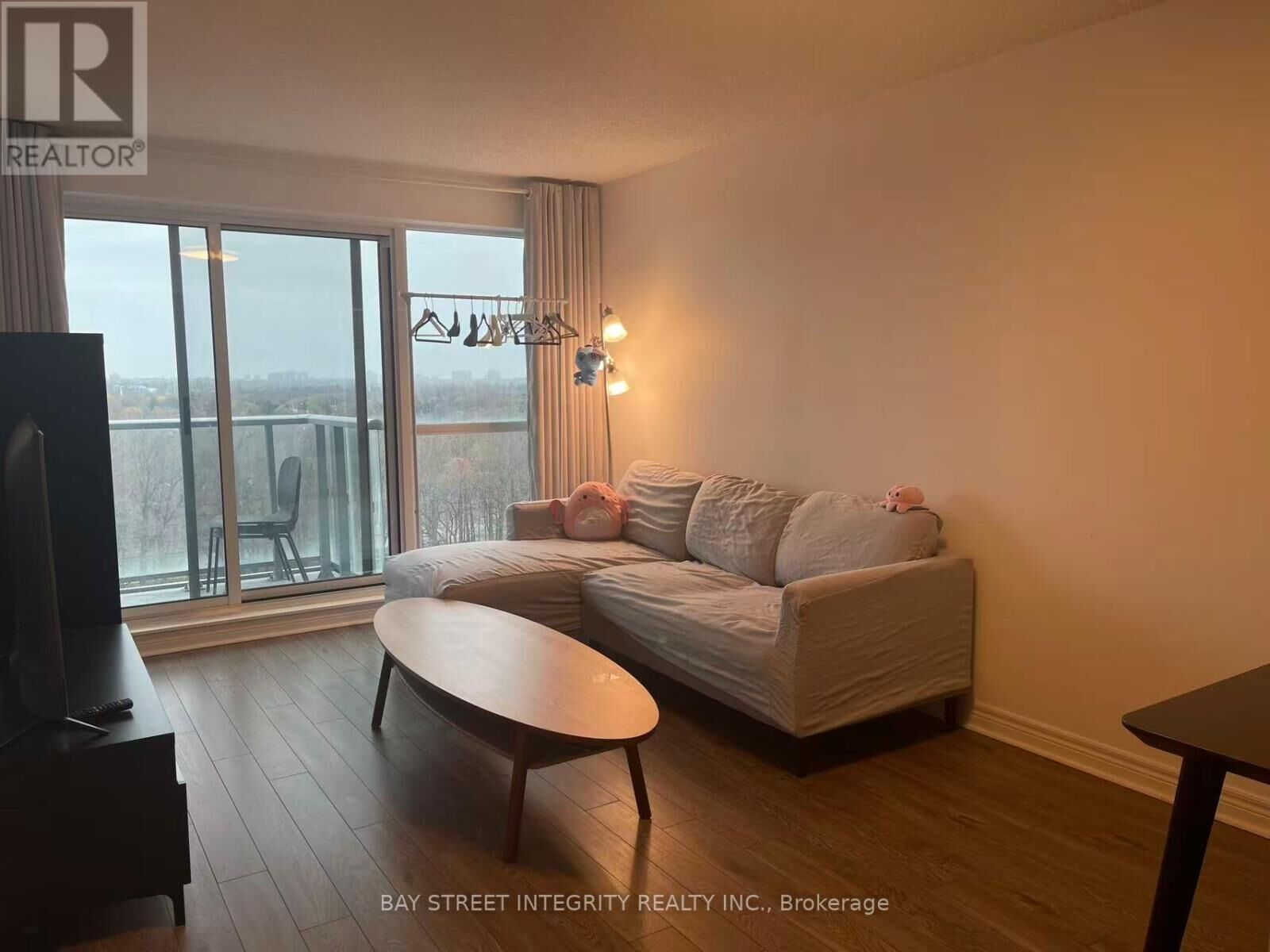 Property Photo:  50 Town Centre Court 1001  ON M1P 0A9 