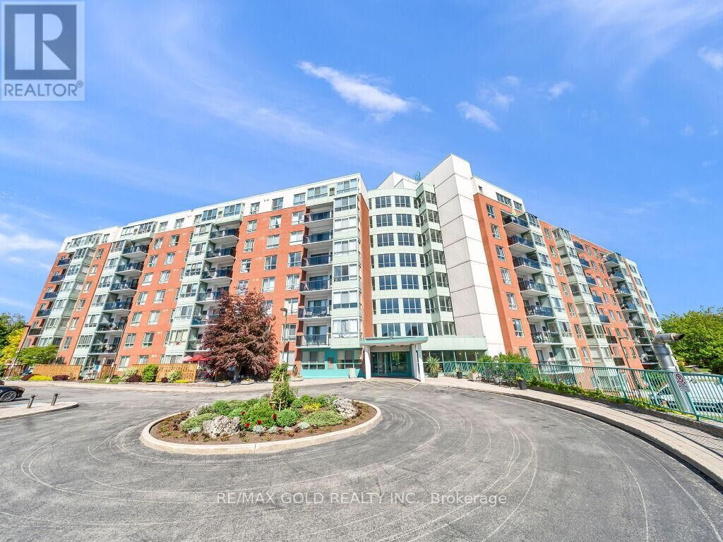 Property Photo:  30 Blue Springs Drive 611  ON N2J 4T2 