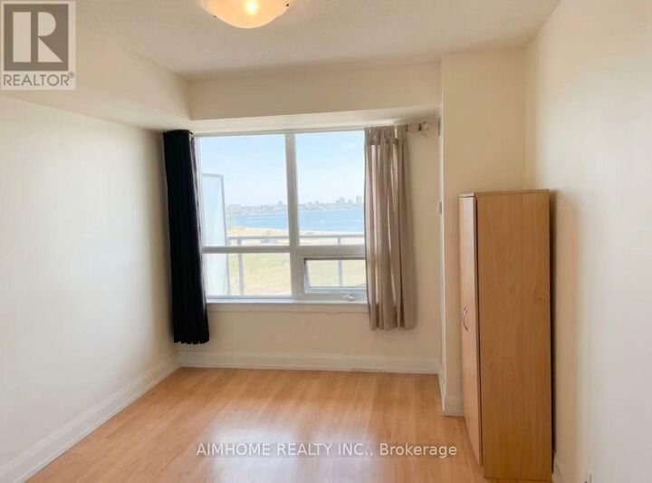 Property Photo:  1070 Sheppard Avenue West 1207  ON M3J 0G8 