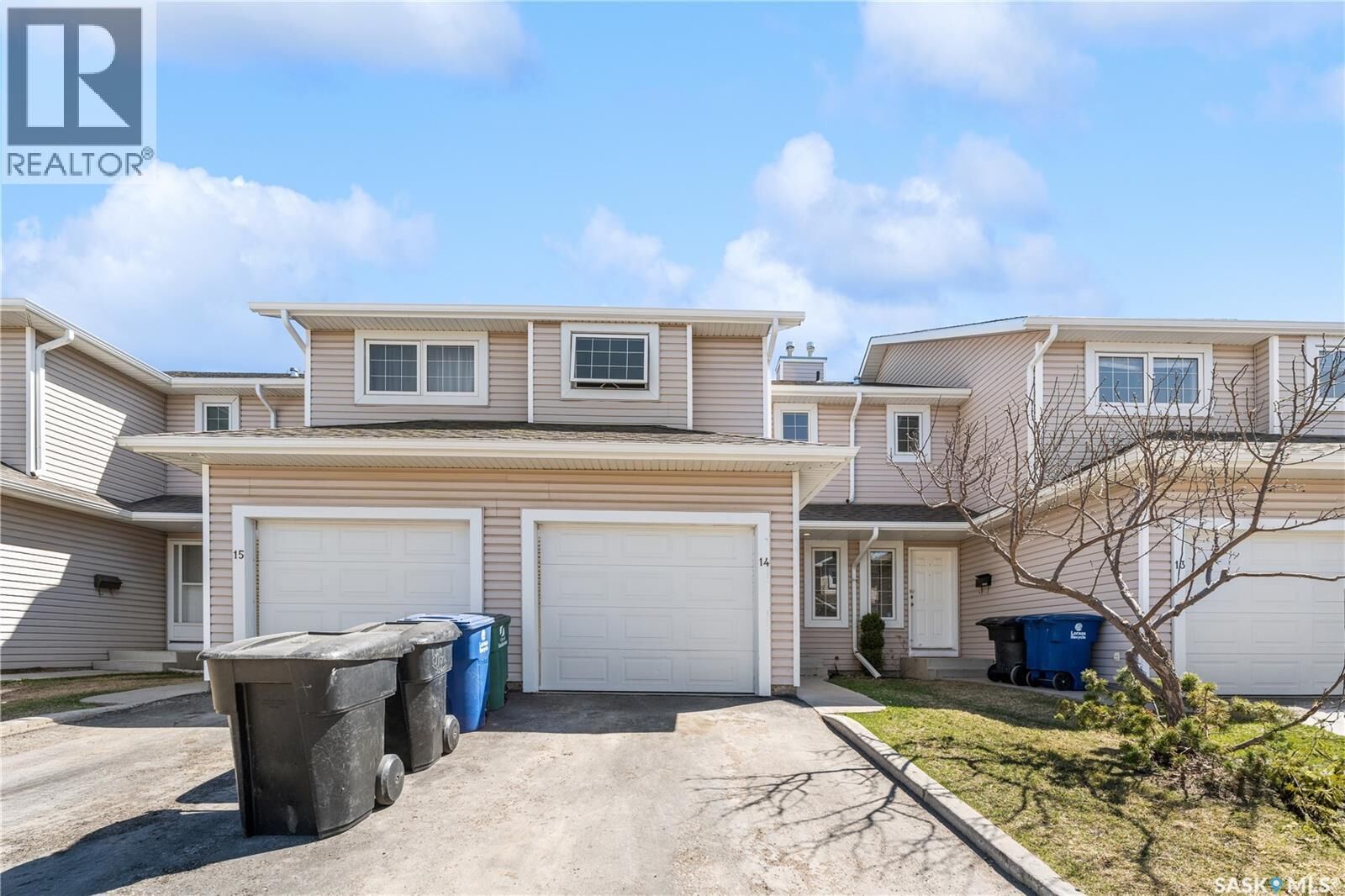 Property Photo:  14 103 Berini Drive  SK S7N 4L2 