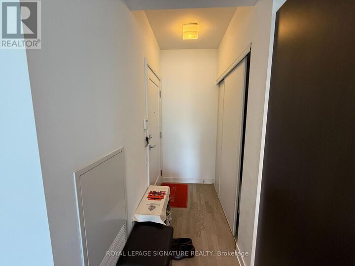 Property Photo:  57 St Joseph Street 1320  ON M5S 0C5 
