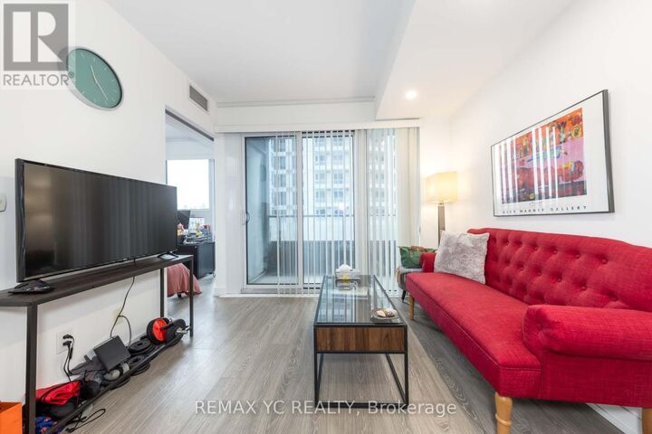 Property Photo:  19 Western Battery Road 801  ON M6K 0E3 