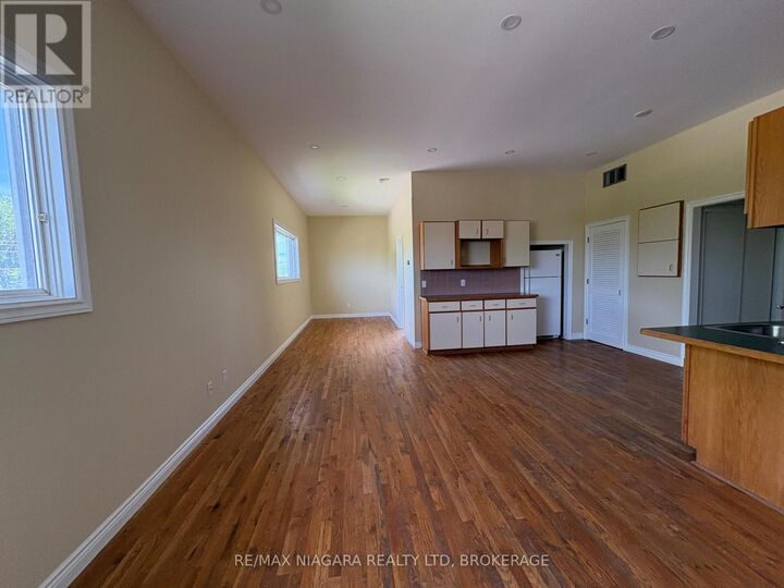 Property Photo:  350 Walden Boulevard F  ON L2A 1R9 